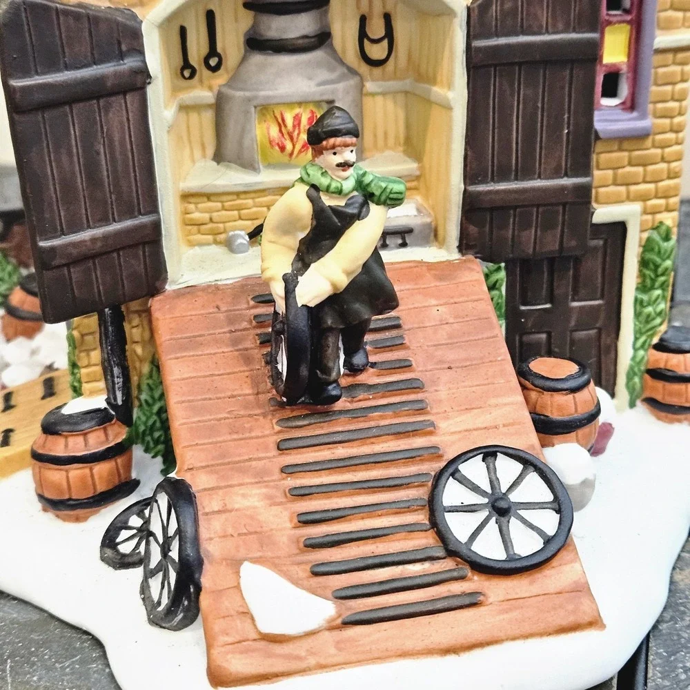 Carole Towne Carriage Maker 2002 •Lighted Shop w/ Cord •Lemax Manufactured • Box